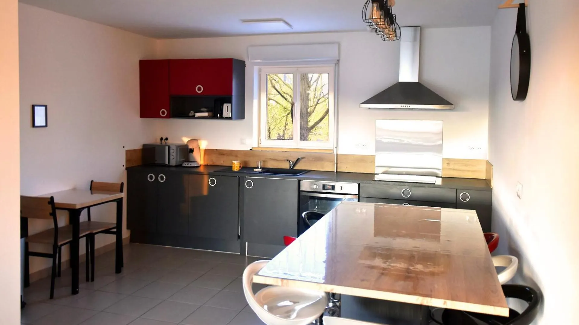 ヴィラ Maison Premium Hyper Calme - Joliment Decoree Avec Vue Degagee - Jacuzzi Chauffe - Salle De Jeux - Proche De Toutes Commodites Montélimar